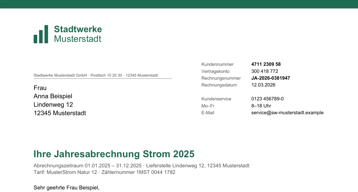 Oberer Teil einer fiktiven Jahresabrechnung Strom 2025 der Stadtwerke Musterstadt mit Briefkopf, Anschrift und Rechnungsdatum